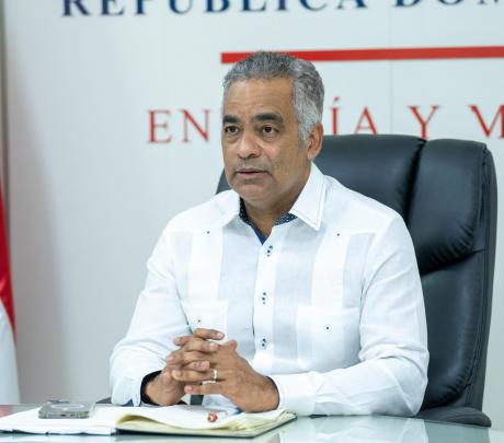 Ministro de Energía y Minas aclara todavía no ha concluido informe sobre apagón del martes