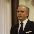 Educación impartirá otra vez asignatura de Moral y Cívica