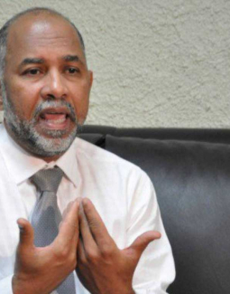 Presidente ADP cuestiona mal estado de centros educativos RD