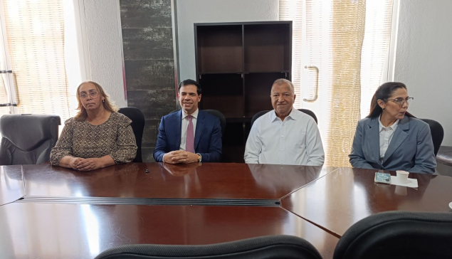 Ministro de Cultura realiza conversatorio ``El Poder de las Buenas Palabras`` en SC