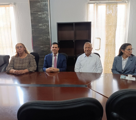 Ministro de Cultura realiza conversatorio ``El Poder de las Buenas Palabras`` en SC