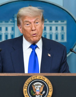 Trump amenaza con detener la migración a EEUU de países tercermundistas