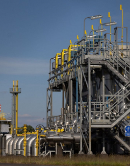 Rusia confía en que la India continúe comprandoles petróleo