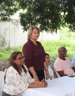 Mediante asamblea, comunitarios de Canastica escogen construcción de un parque para su comunidad