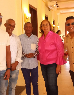 Gobernación SC y oficina senatorial realizan actividad festiva para la prensa local