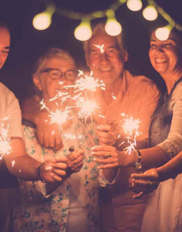 Diferentes costumbres para despedir el año viejo y recibir el nuevo