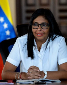 Presidenta encargada de Venezuela dice ese pais vive momentos delicados para su estabilidad