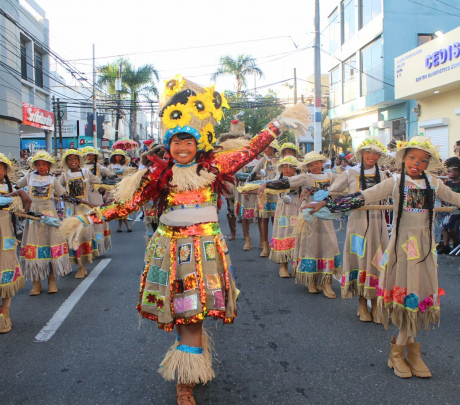 Alcaldía de San Cristóbal culmina con éxito montaje del Carnaval 2026