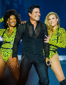 Chayanne pone a vibrar Estadio Quisqueya con su tour ``Bailemos Otra Vez``