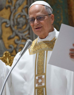 Papa León XIV responde a criticas del presidente Trump; dice continuará con su llamado a la paz