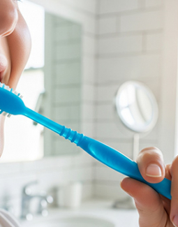 Recomiendan cambiar cepillo dental tras un proceso gripal