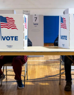 Casadas y personas transgénero podrían ser afectados con ley que impulsa Trump en EEUU