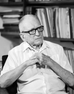 Padre José Luis Sáez, fue una de las figuras que más aportó a la historia eclesial, así como la comunicación y el cine en RD