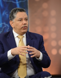 Exdirector de Migración cuestiona RD reciba a deportados de terceros paises