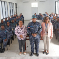 Director Regional Policía Nacional participa en charla sobre prevención de violencia comunitaria en San Cristóbal